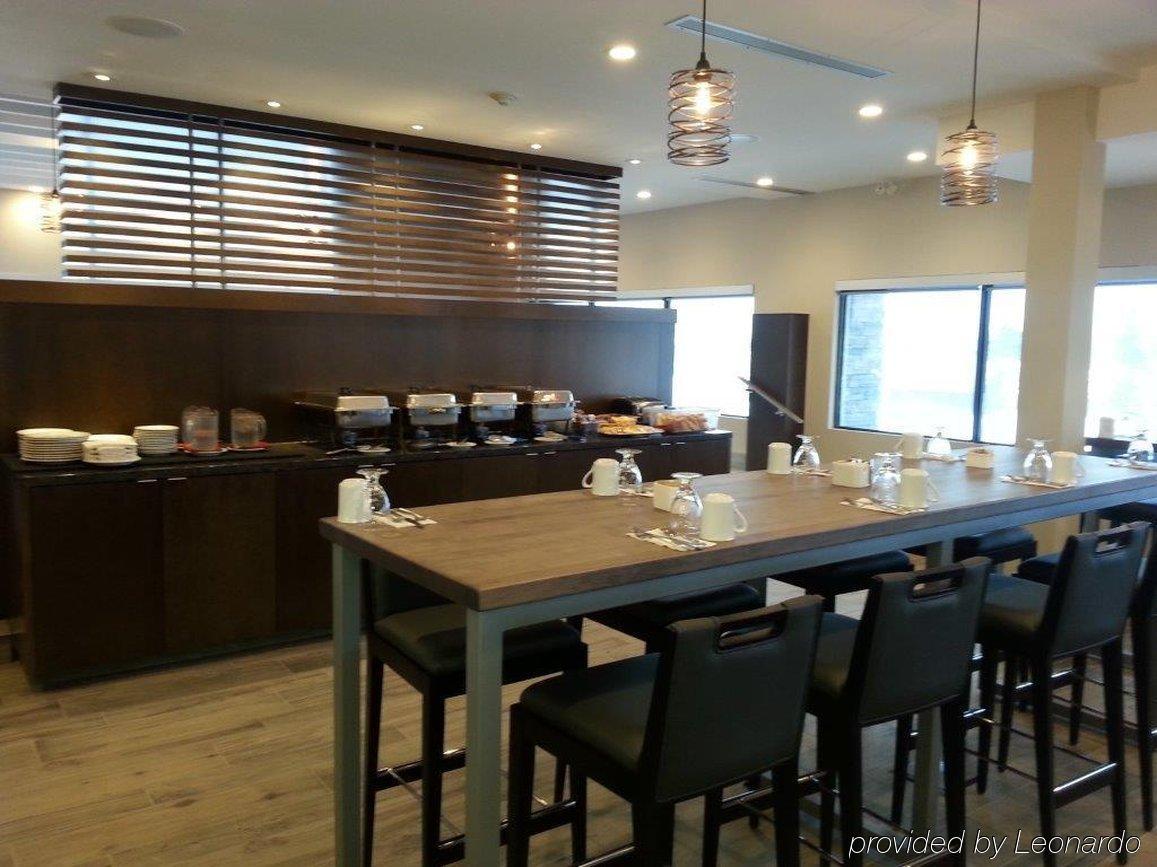 Holiday Inn Calgary Airport By Ihg Dış mekan fotoğraf